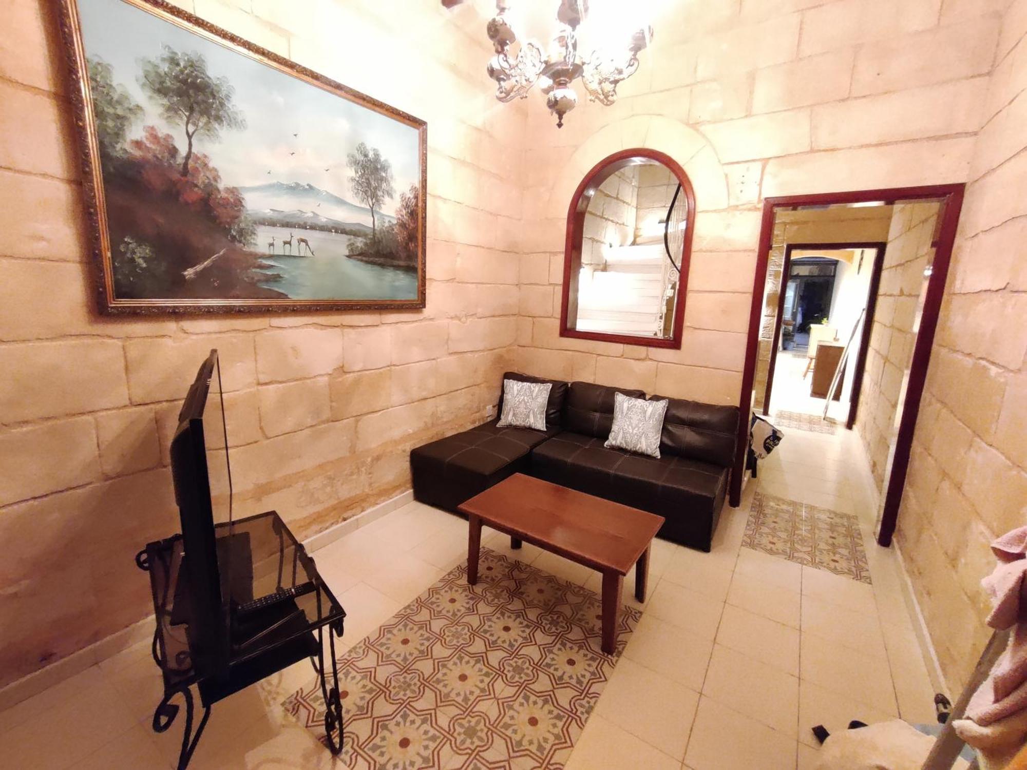 Peaceful Traditional Maltese Townhouse Luqa Eksteriør billede
